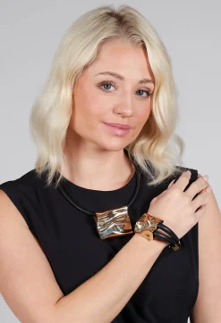 Ripple Pendant Bracelet in Bronze
