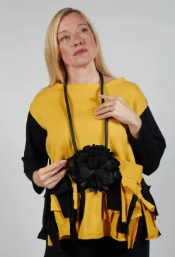 Rosa Neckace in Black