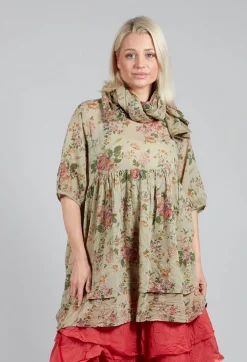 Roselle Top in Almond Flowers