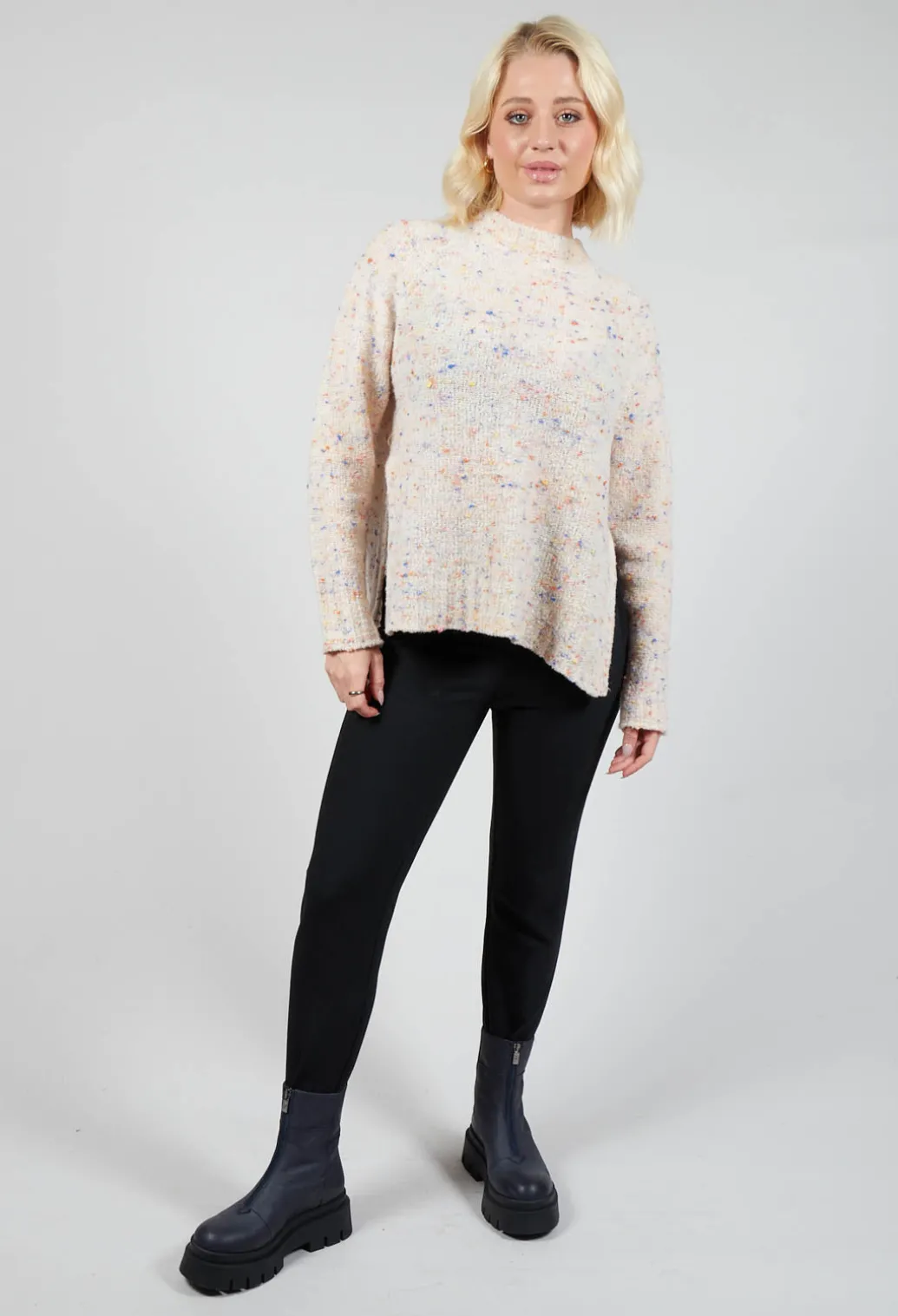 Round Neck Flared Jumper in Multicolour