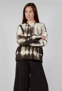 Round Neck Jumper in Dark Brown