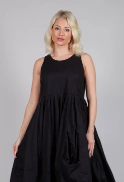 Ruffle Hem Dress in Black