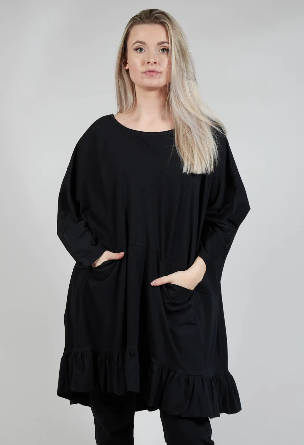 Ruffled Hem Top in Black