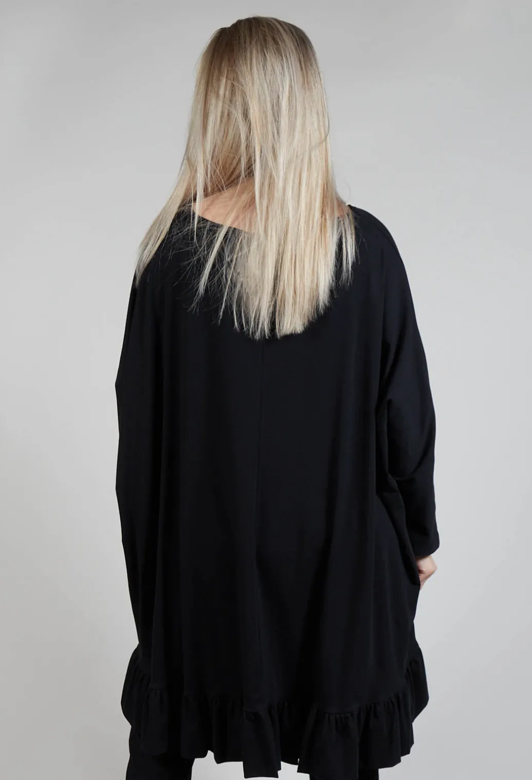 Ruffled Hem Top in Black