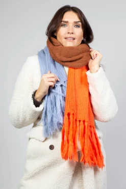 Scarf in Stamina Orange