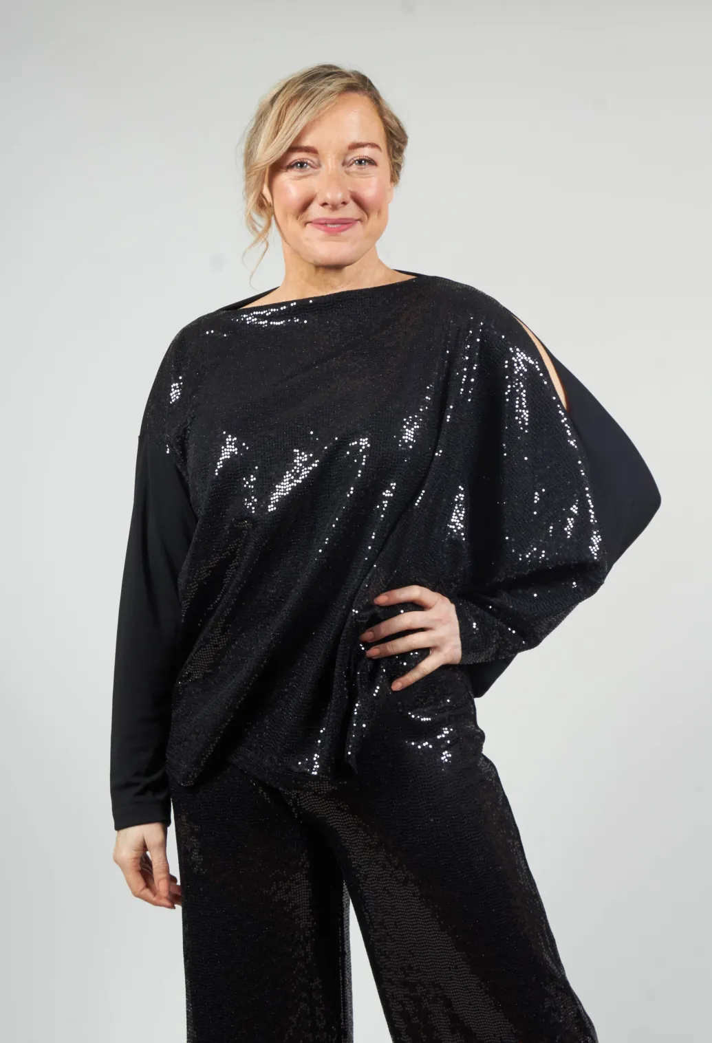 Sequin Top Shirt Utek in Black