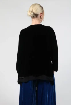 Sevda Top in Black