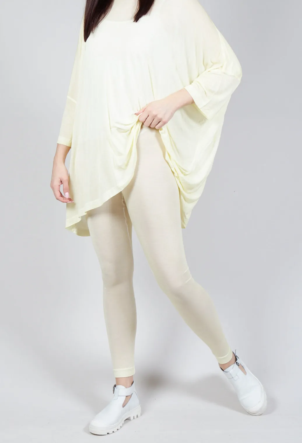 Sheer Leggings in Lily 10% Cloud