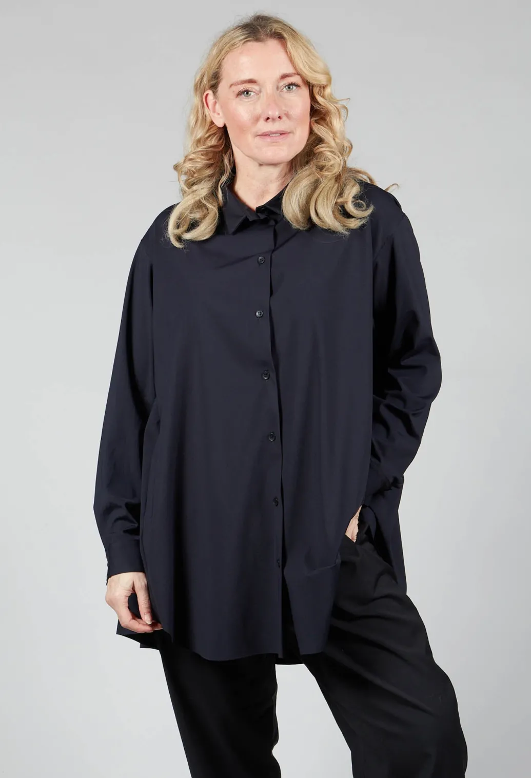 Shirt Hong in Black