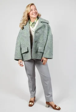 Short Coat with Large Collar in Grey
