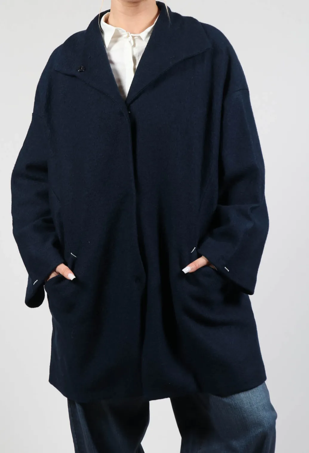 Short Mande Coat in Dark Night