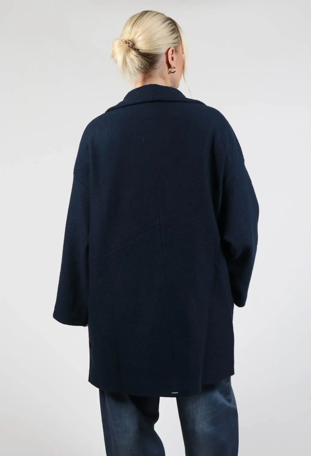 Short Mande Coat in Dark Night