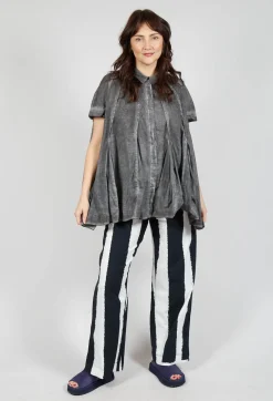 Short Sleeve Tulip Shirt in Black Cloud