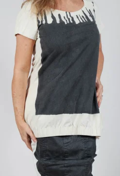 Short T-Shirt in Black Paint