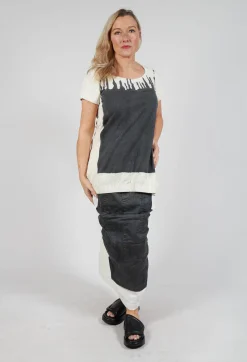 Short T-Shirt in Black Paint