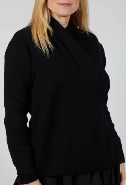 Side Fasten Cardigan in Nero
