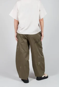 Signature Design Trousers in Green