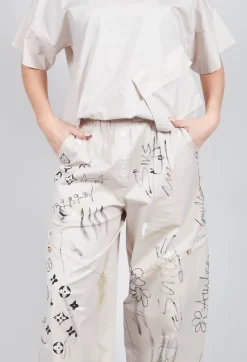 Signature Design Trousers in Beige