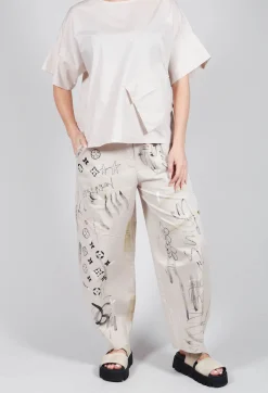 Signature Design Trousers in Beige