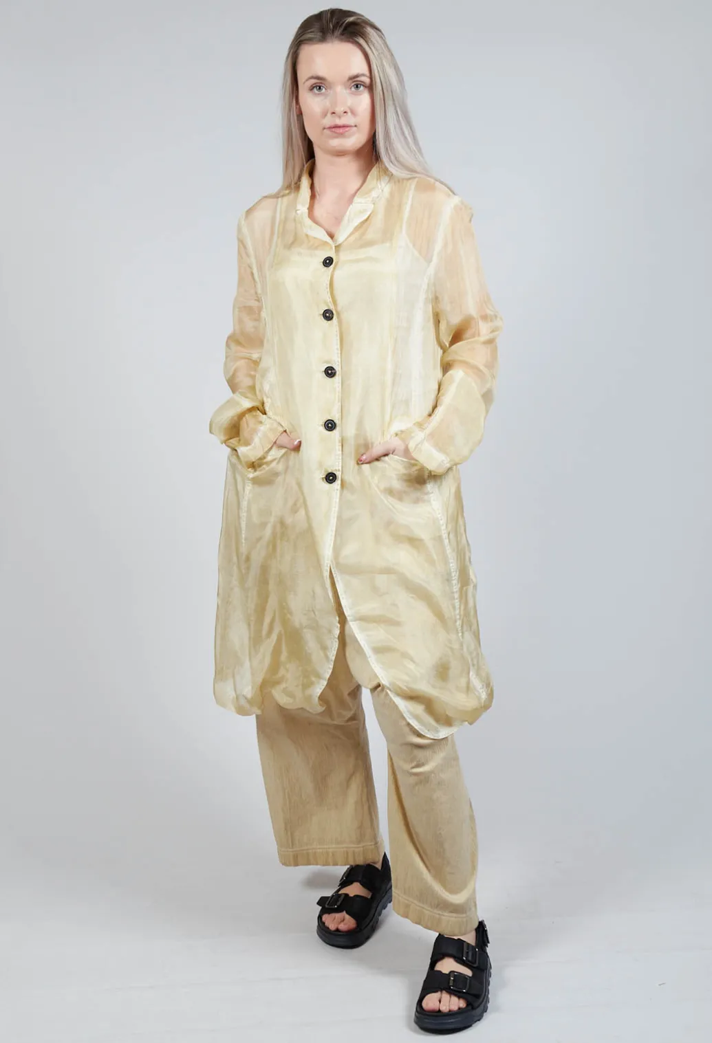 Silk Crease Overcoat in Wax Cloud