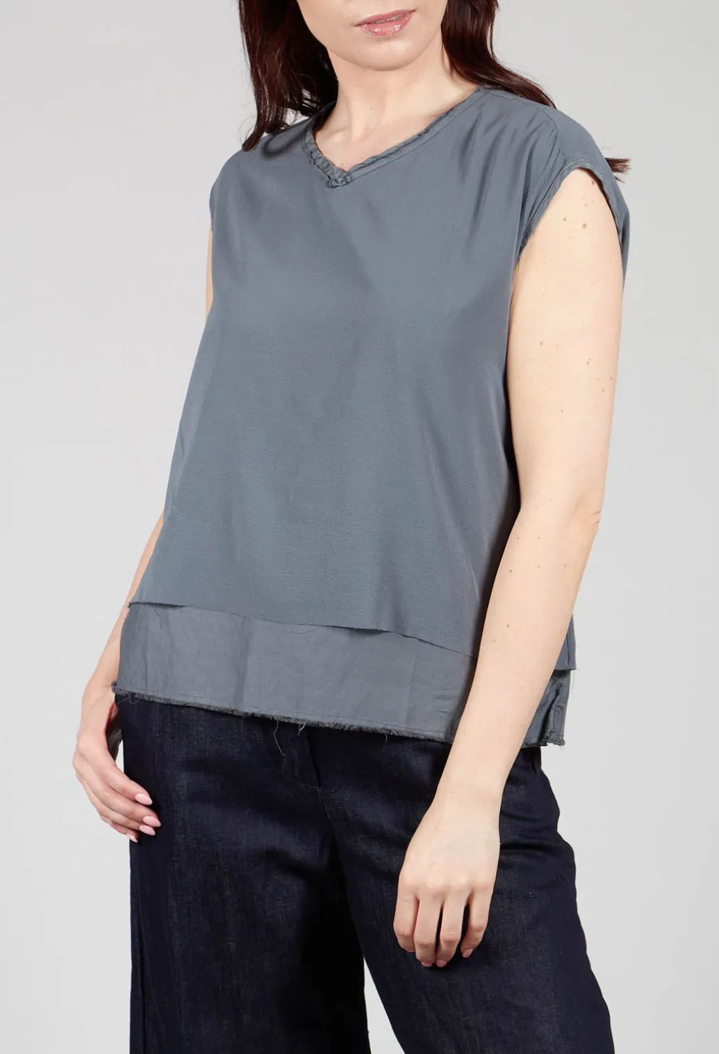 Silk Vest Top in Asfalto