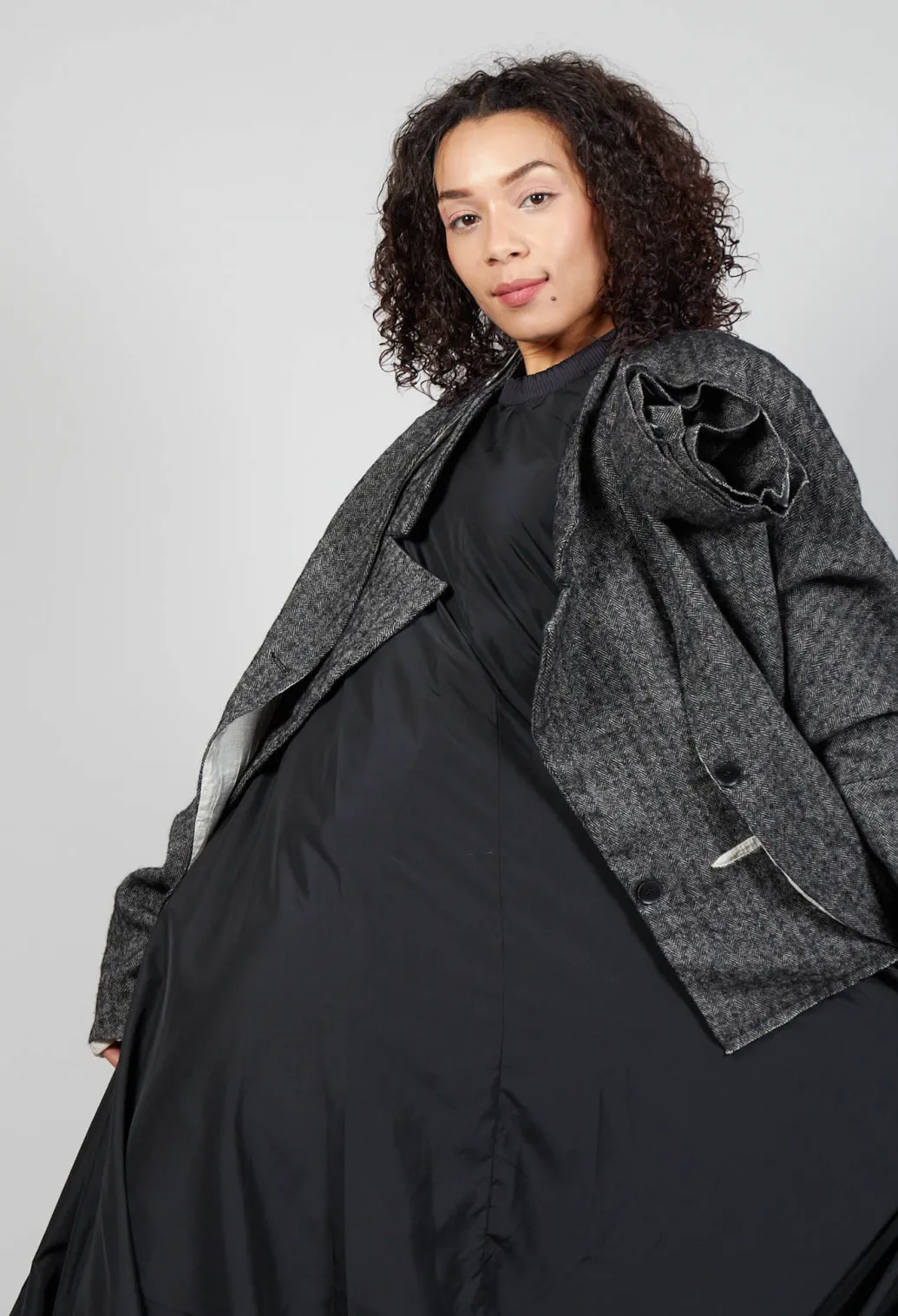 Single Button Herringbone Blazer in Grey