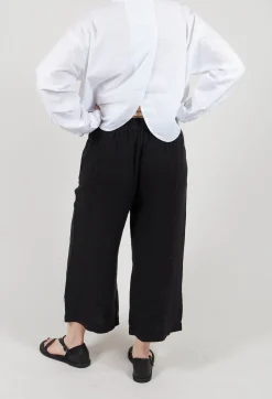 Skara Pants in Black