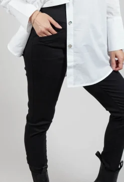 Skinny Fit Jeans in Black