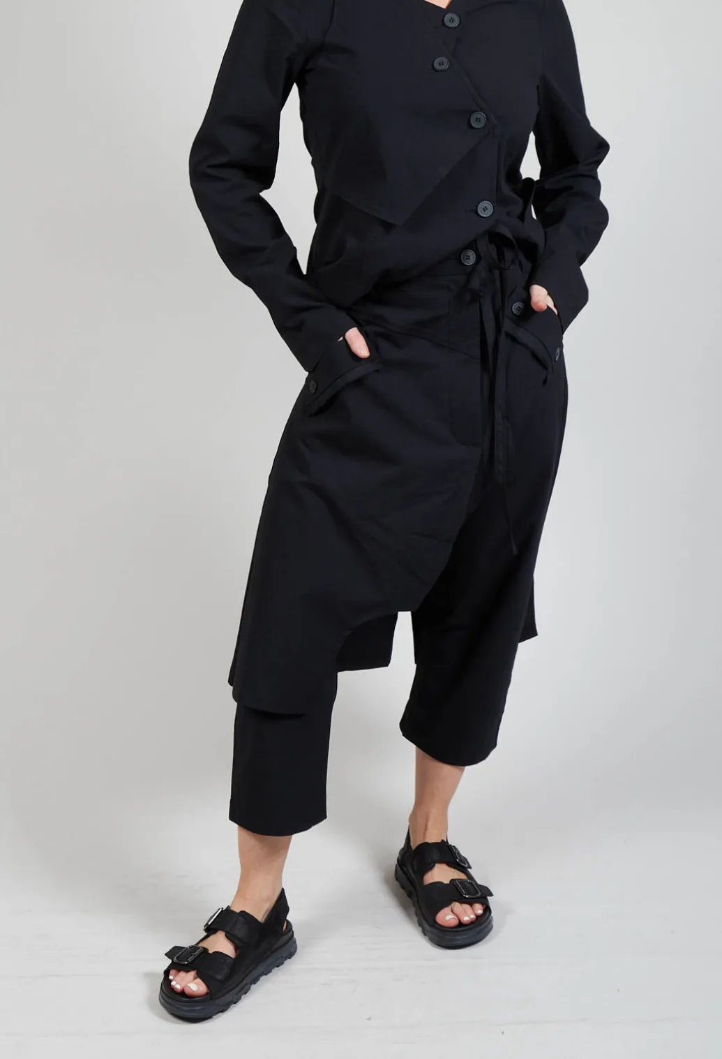 Skirt Trousers in Black