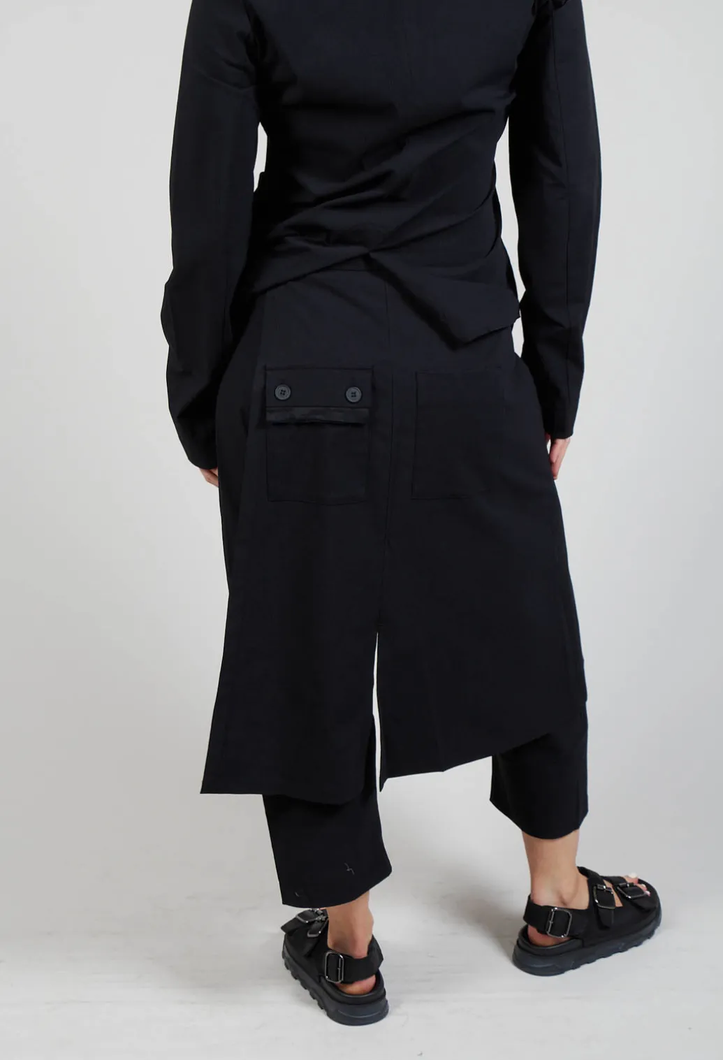 Skirt Trousers in Black