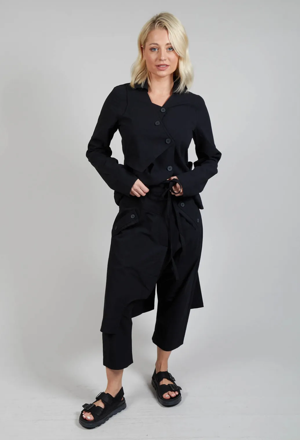 Skirt Trousers in Black