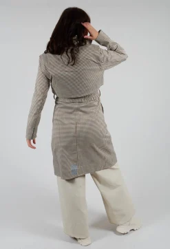 Skyet Coat in Beige Check