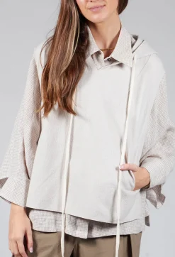 Sleeveless Basics Vest in Off White