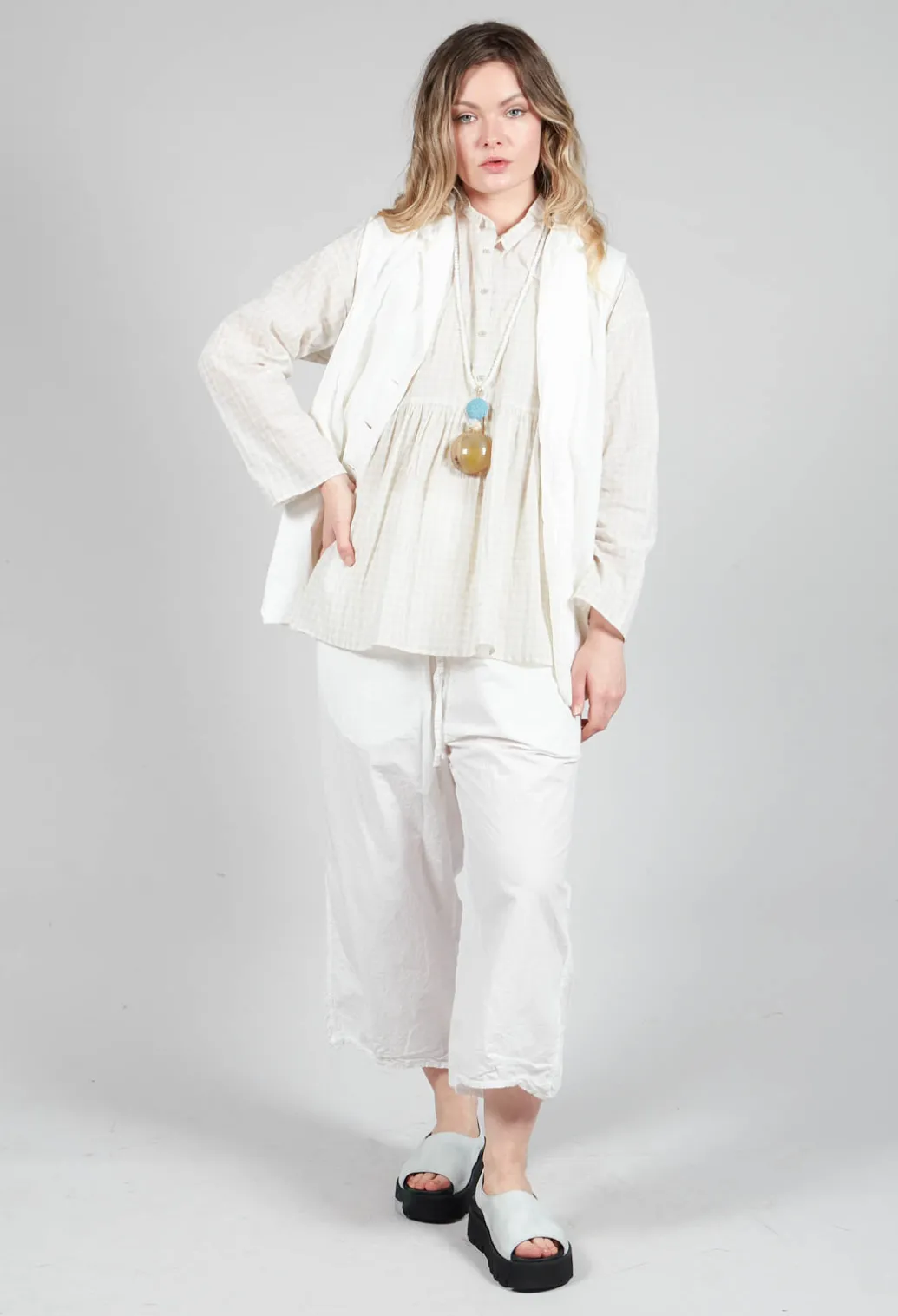 Sleeveless Blazer CC in Milk