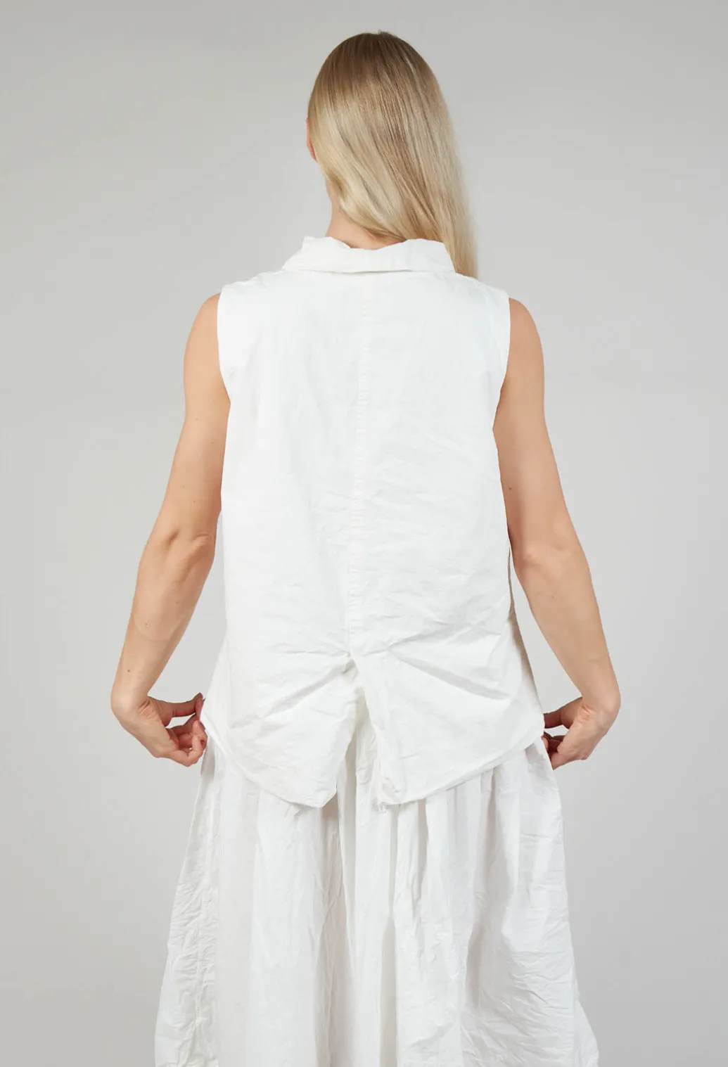 Sleeveless Blazer CC in Milk