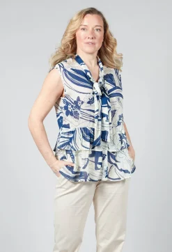 Sleeveless Blouse in Light Blue