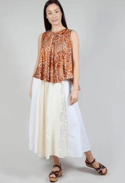 Sleeveless Blouse in Shell Print