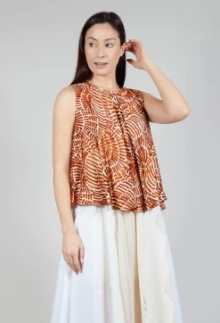 Sleeveless Blouse in Shell Print