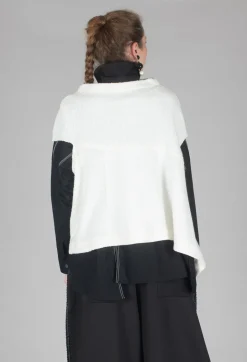 Sleeveless Jumper in Cream