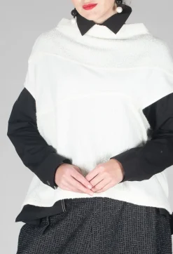Sleeveless Jumper in Cream