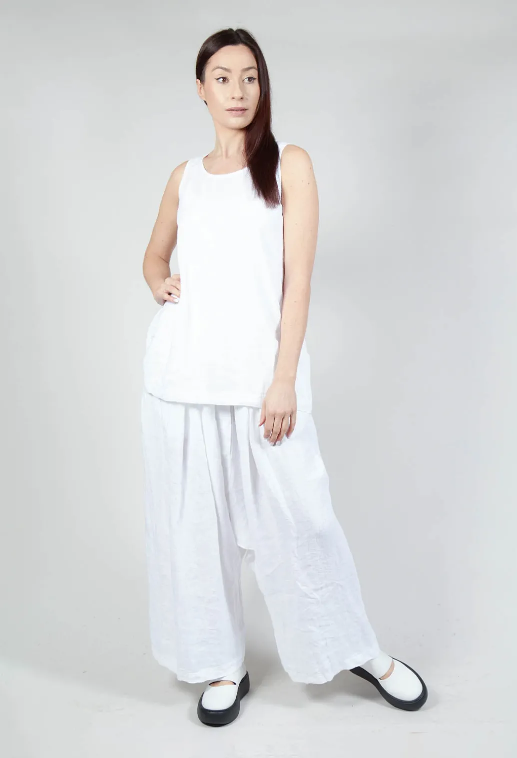 Sleeveless Linen Top in White