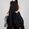 Sleeveless Maxi dress in Black