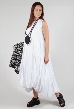 Sleeveless Maxi dress in White