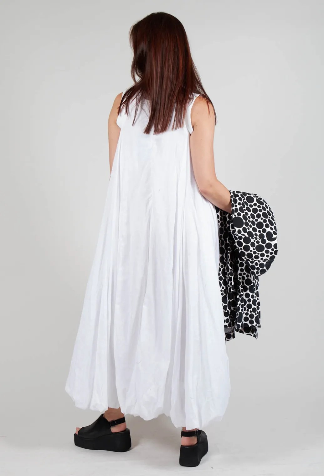 Sleeveless Maxi dress in White