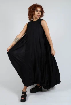 Sleeveless Maxi dress in Black