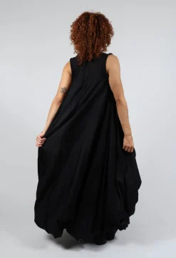 Sleeveless Maxi dress in Black