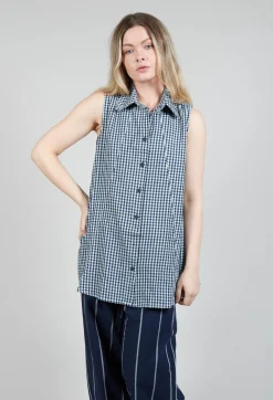 Sleeveless Shirt in Checker Blue