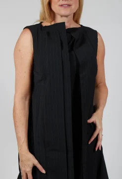Sleeveless Smock Dress in Nero