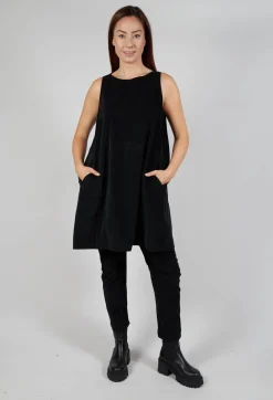 Sleeveless Tunic V in Black