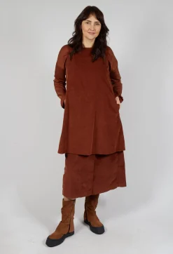 Sleeveless Tunic V in Rust